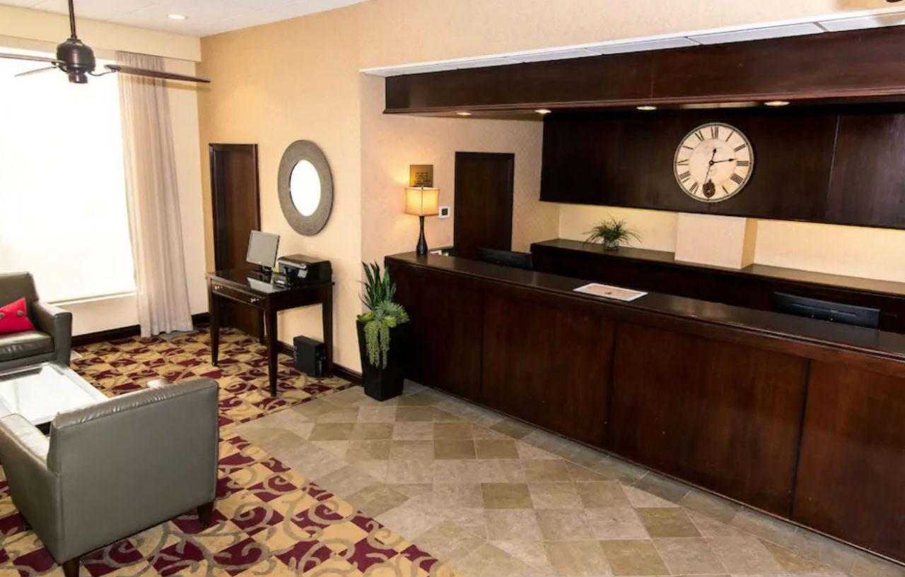 Howard Johnson By Wyndham Πόρτσμουθ Εξωτερικό φωτογραφία